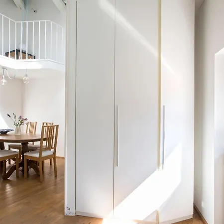 Boutique Apt Near Colosseum & Piazza Venezia Róma