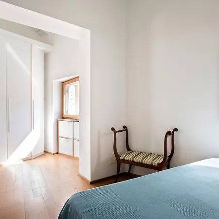 Apartman Boutique Apt Near Colosseum & Piazza Venezia